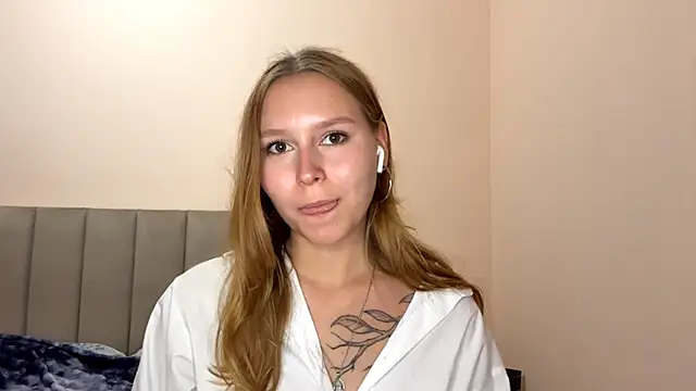 AlisaDreamy's Live XXX Chat