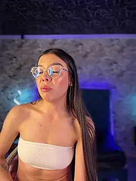 Emiily_Rouse Chat XXX in diretta