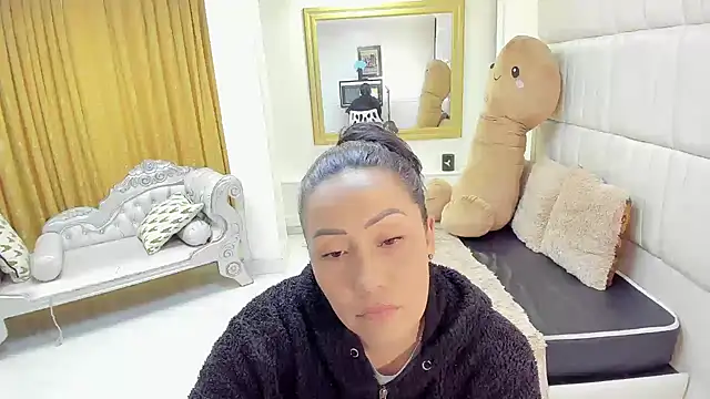 gaby_trent Adlı Modelin Canlı XXX Sohbeti