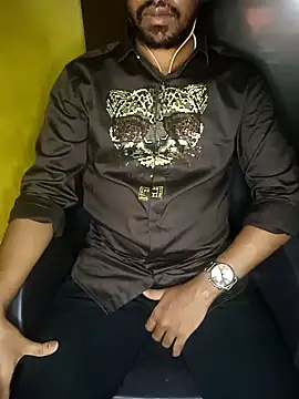 Karantamiltop live XXX chat