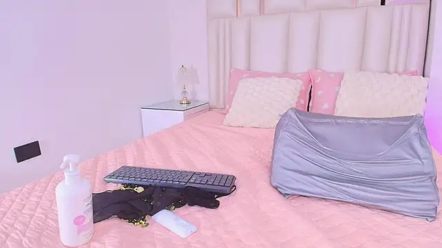 alanarose18 现场XXX聊天
