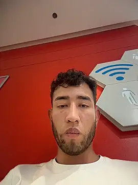 liam_bronw's Live XXX Chat