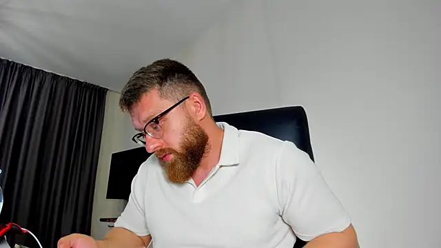 Findom_guy Live XXX-chat