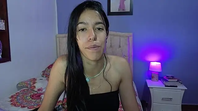 stephania_t Chat XXX in diretta