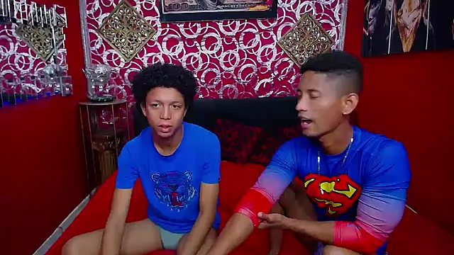 Chat XXX ao vivo de PEINBOYS