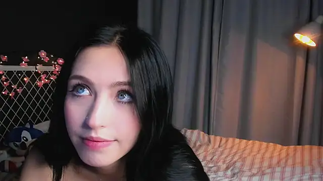 lizaa_breeze's Live XXX Chat