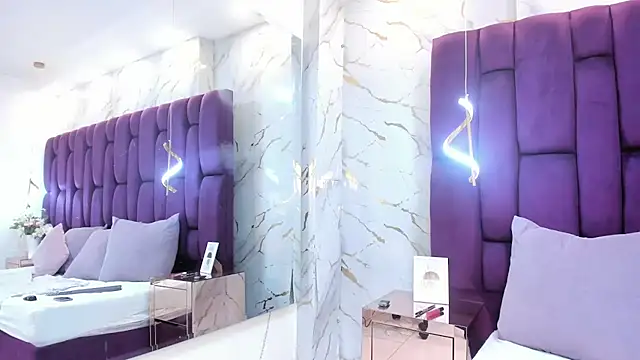 megannherrera Adlı Modelin Canlı XXX Sohbeti