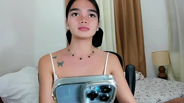 Show Webcam de kendall_petite18
