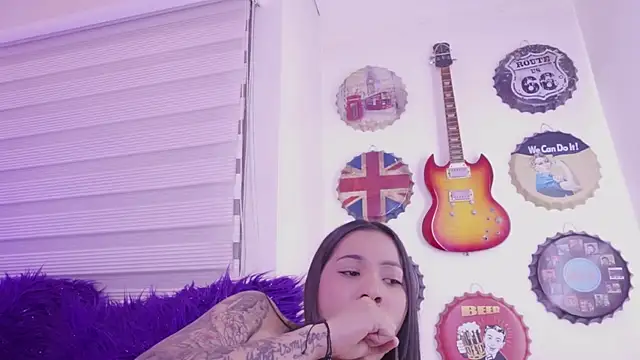 Chatroom XXX en direct de madelyn_rose_