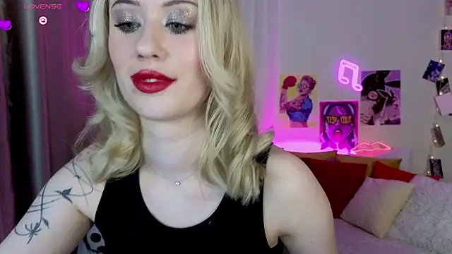 Živý XXX chat SashaBrooks