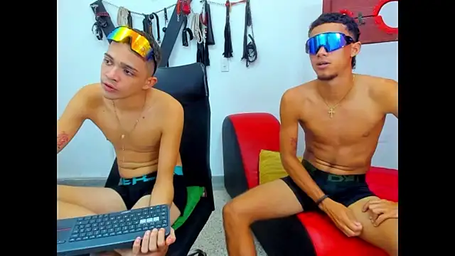 friends_lust_latin – webcam-show