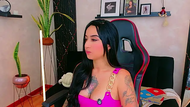 EmmyEvans1 Live XXX-chat