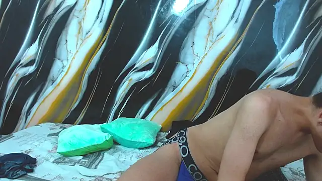 Show de LAYAN_FEMBOY na webcam