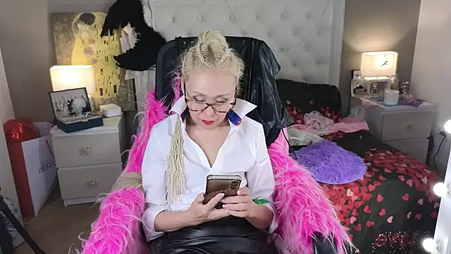 RoxalanaStar Chat XXX live
