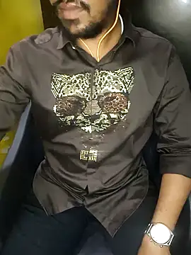 Karantamiltop's Live XXX Chat
