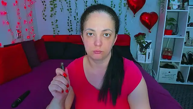 XXX chat uživo modela DarlingMilf