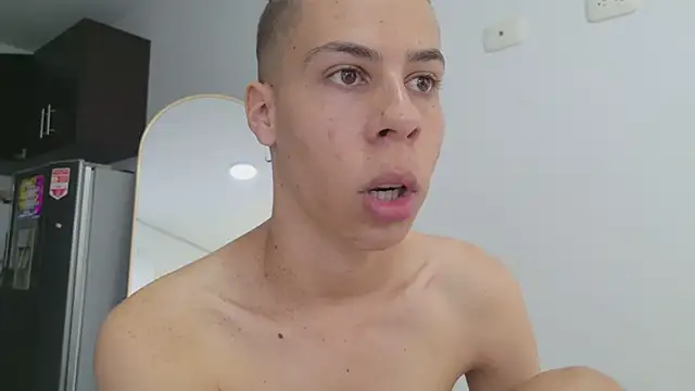 grey___27's Live XXX Chat