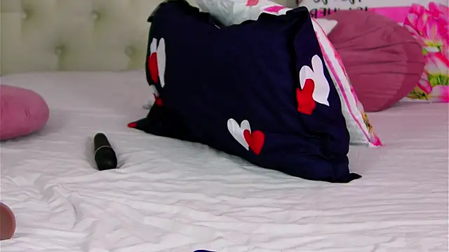 LollyLips_ élő XXX-chatje