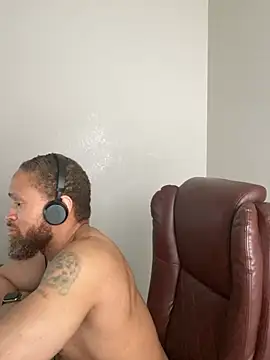 Fathero1time Live XXX-Chat