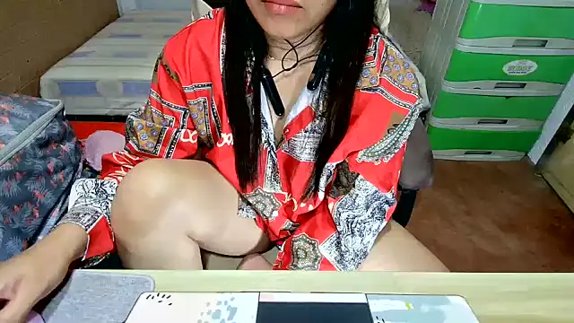 Filipina_Desire – Live XXX-chat