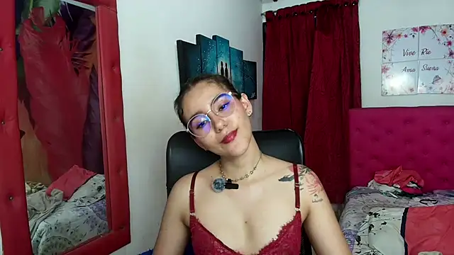 miley_blue_ Live XXX Chat