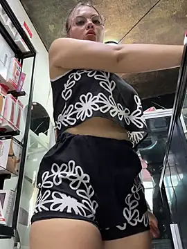 rapunzel069 Chat XXX in diretta