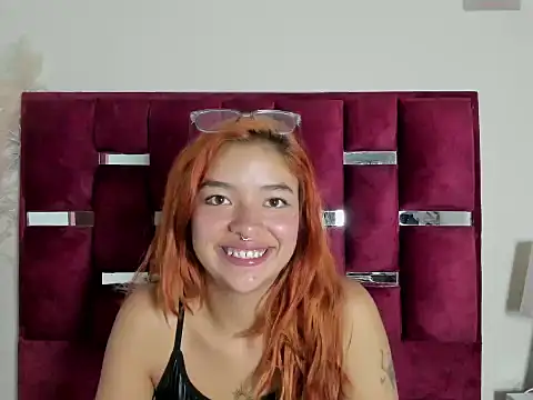 Chatroom XXX en direct de KayleeMei