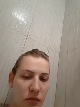 XXX chat uživo modela mooniekiss