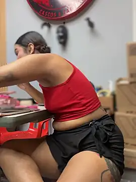 Czat XXX na żywo – Kaily_Sweet16