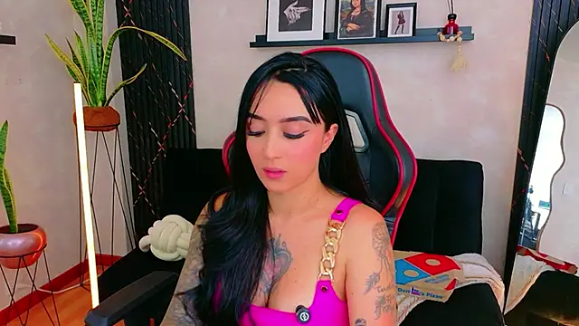 EmmyEvans1 Live XXX-Chat