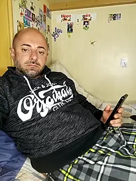 toro23xxxl Adlı Modelin Web Kamerası Şovu