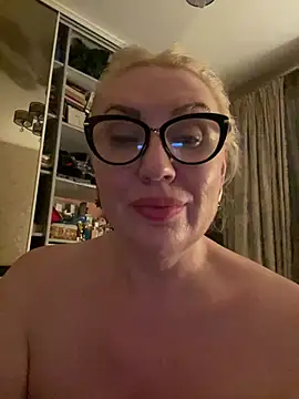 XXX chat uživo modela OliviaDancequeen