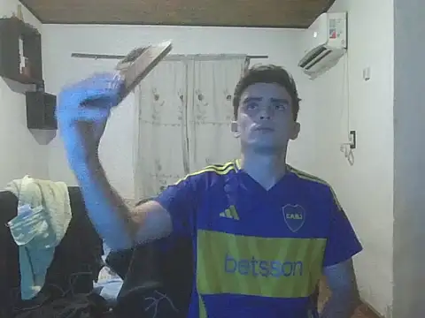 Rodrigo99_9 Live XXX Chat