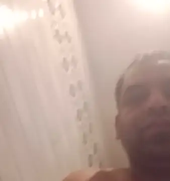 ramesh65: διαδικτυακό σόου στην κάμερα