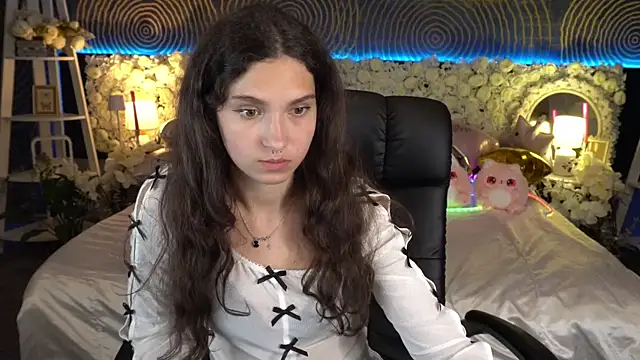 Živý XXX chat BabyFlowerr