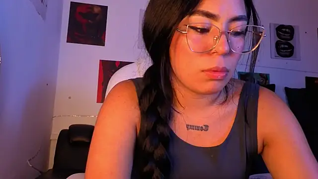 valkyria_12 élő XXX-chatje