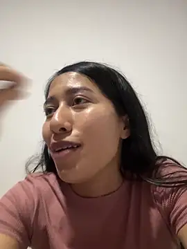 Amelia_Rivas Adlı Modelin Canlı XXX Sohbeti