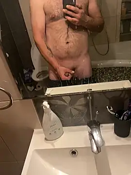 PatMat3693 élő XXX-chatje