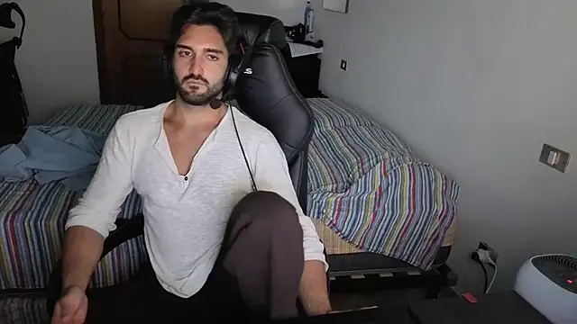 Al3xox02's Webcam Show