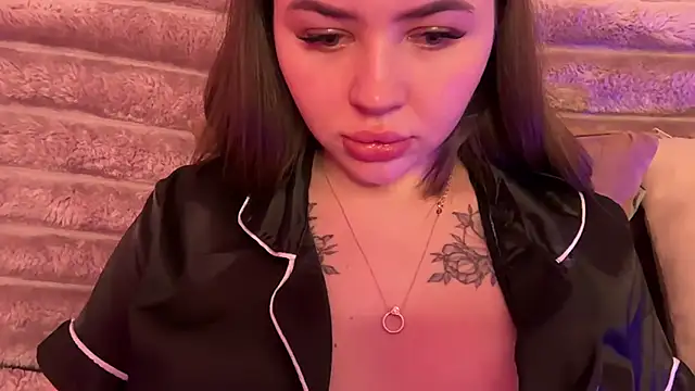 Chat XXX en directo de AlmaryKim