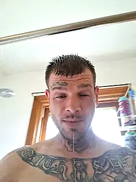 bubb2300's Live XXX Chat