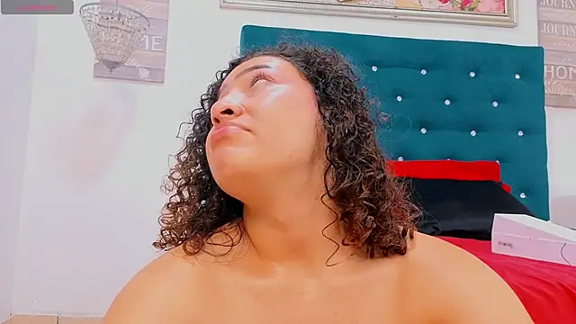 Chat XXX en directo de meganrousx