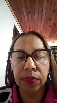 Ladymilf12 লাইভ XXX চ্যাট