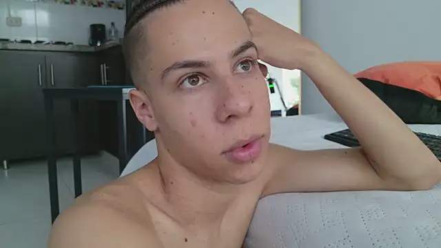 grey___27: απευθείας συνομιλία ΧΧΧ