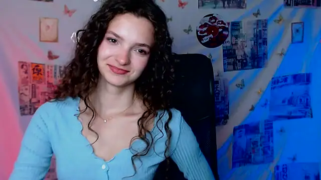 _SusieSu_ Adlı Modelin Canlı XXX Sohbeti