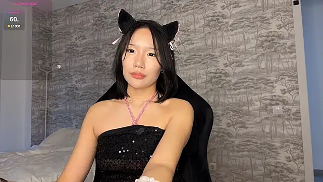 Asian_Vi Live XXX-chat