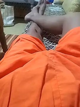 svvagesexyy: διαδικτυακό σόου στην κάμερα