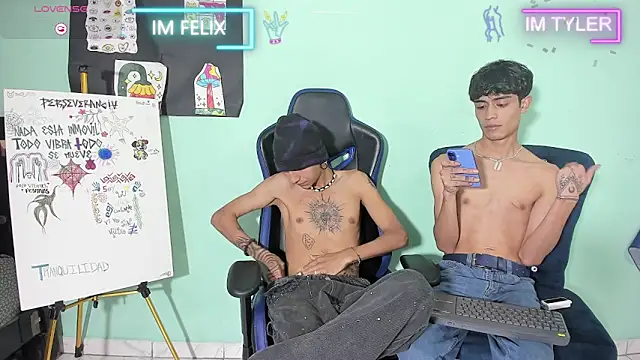 TYLERhHOT2005: απευθείας συνομιλία ΧΧΧ