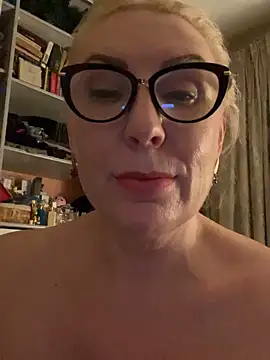 OliviaDancequeen – Naživo XXX chat