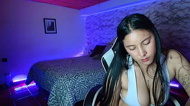 Camila_IRoose – Live XXX-chat